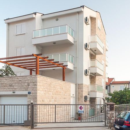 Apartments Lila Aurea Petrovac Buitenkant foto